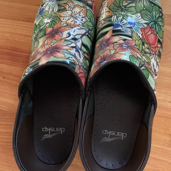 Dansko Limited Edition Tiger Lily Professional Patent Clog 40 - Picture 2 of 8
